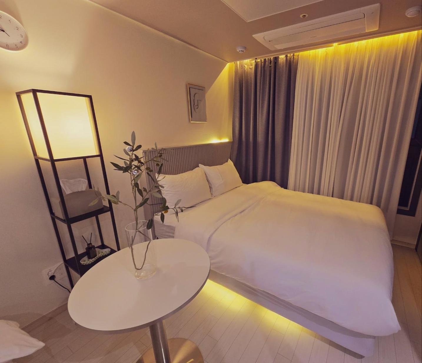 Dongseongro Dsr&U Hotel Room Daegu Dış mekan fotoğraf