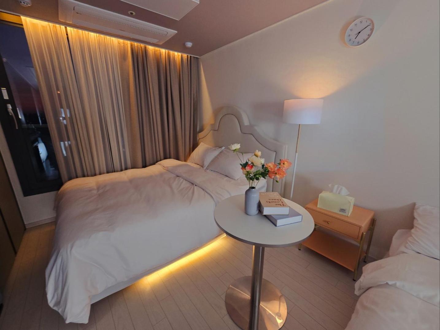Dongseongro Dsr&U Hotel Room Daegu Dış mekan fotoğraf